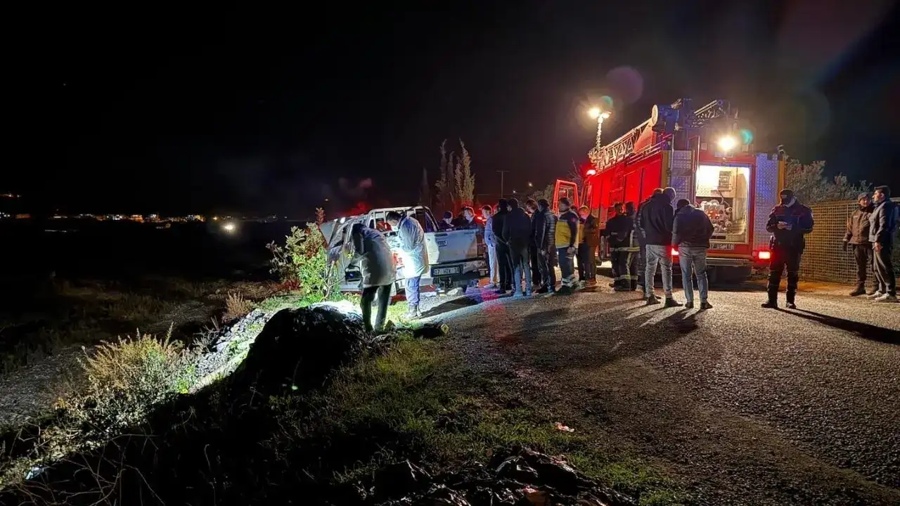 Antalya’da Gizemli Araç Yangını: Yanmış Erkek Cesedi Bulundu! 2